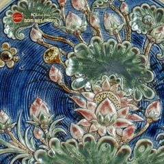 Đĩa Trưng Bày Đắp Nổi Vẽ Màu Hoa Sen Xanh