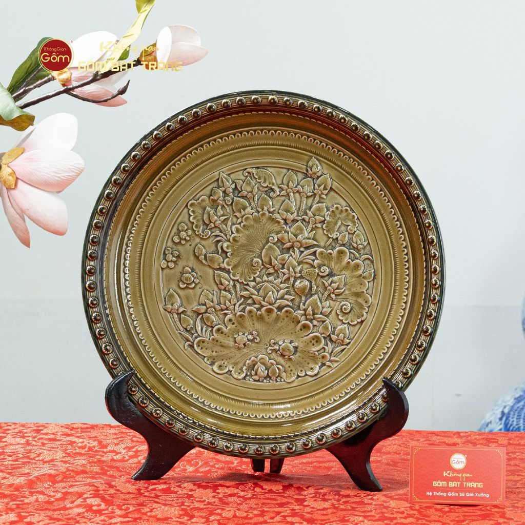 Đĩa Trưng Bày Đắp Nổi Cổ Hoa Sen Xanh
