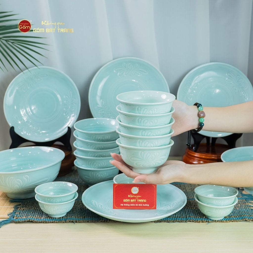 Bộ Bàn Ăn 6 Người (11 Món) Men Ngọc Vân Hoa Cúc