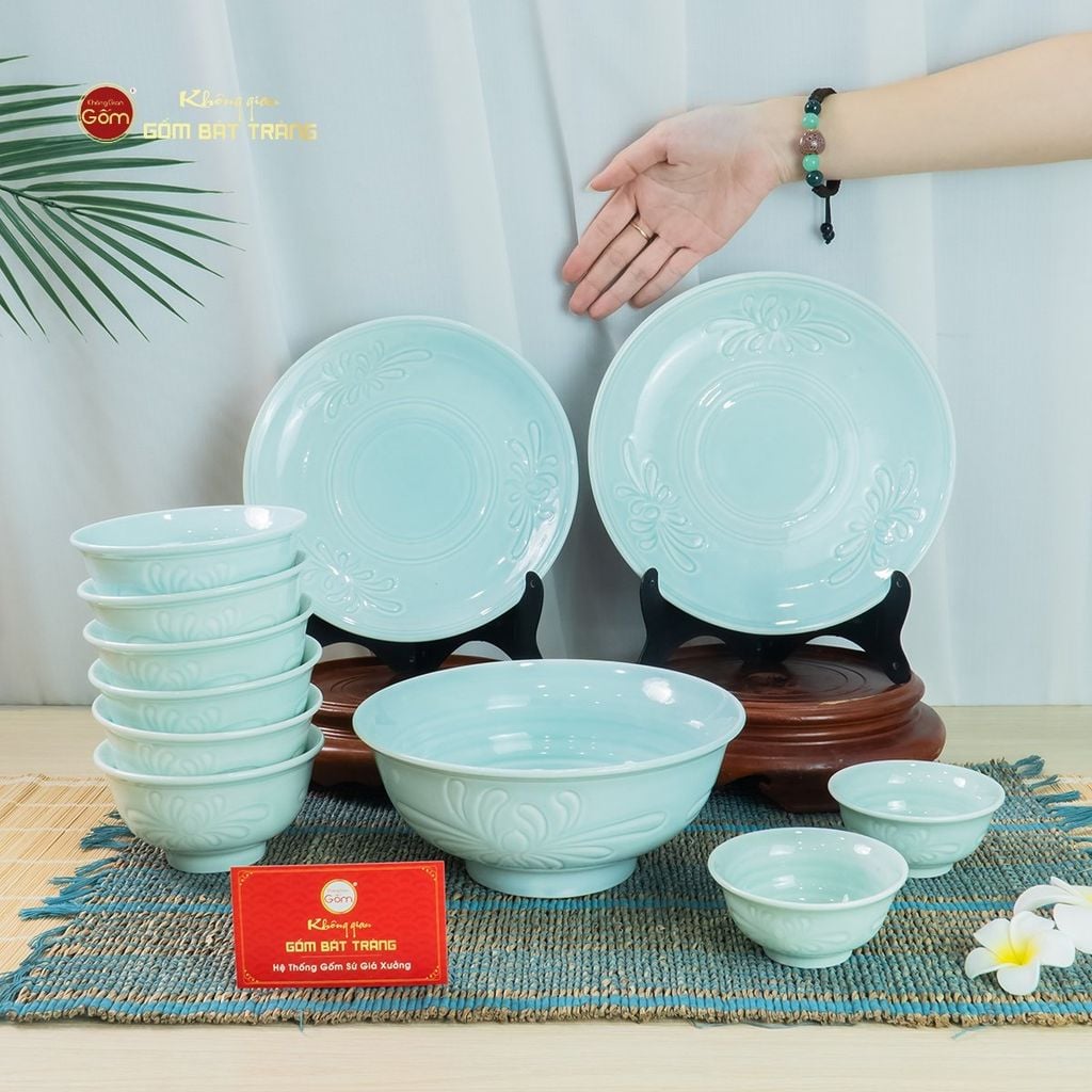 Bộ Bàn Ăn 6 Người (11 Món) Men Ngọc Vân Hoa Cúc