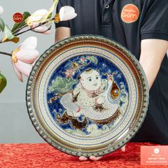 Đĩa Trưng Bày Đắp Nổi Chú Bé Ôm Cá