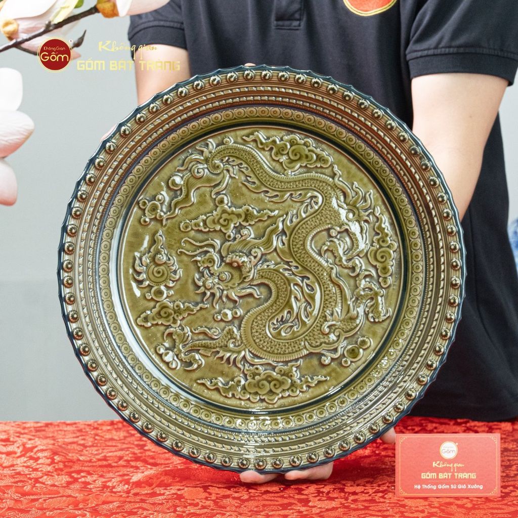 Đĩa Trưng Bày Đắp Nổi Long Cuốn Thủy Xanh