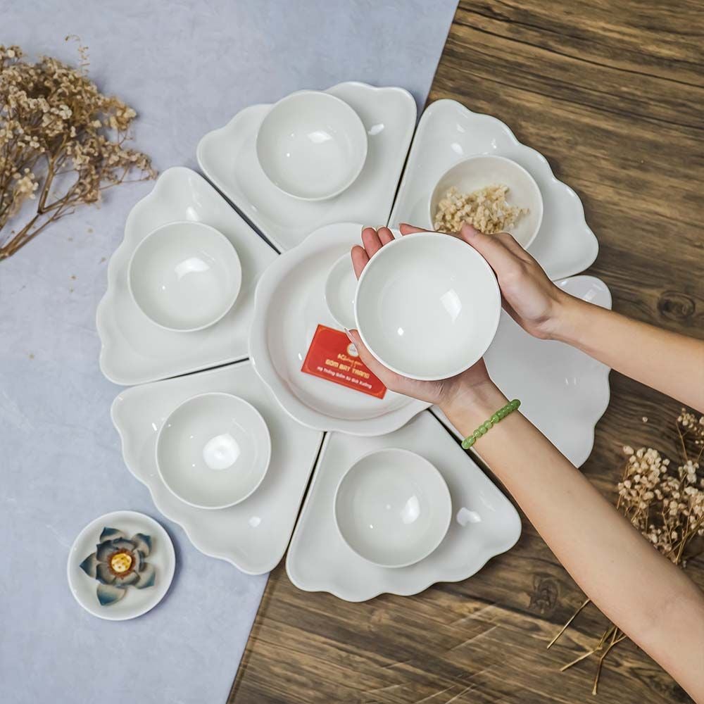Bộ Bát Đĩa Hoa Mặt Trời Minh Châu Trắng