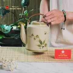 Ấm Tích Bát Tràng Vẽ Chuồn Trúc
