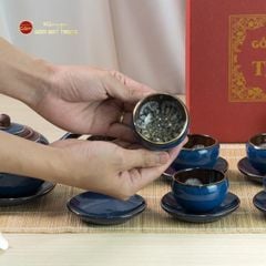 Bộ Ấm Chén Tròn Hỏa Biến Xanh Dương Kẻ Vàng