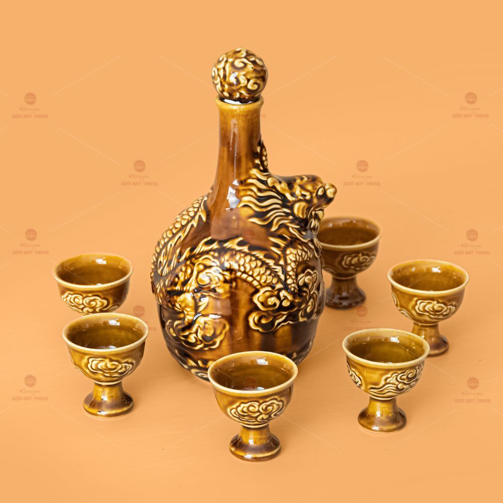Bình Rượu Long Vân