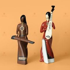 Tượng Cô Gái Việt Nam Đánh Đàn