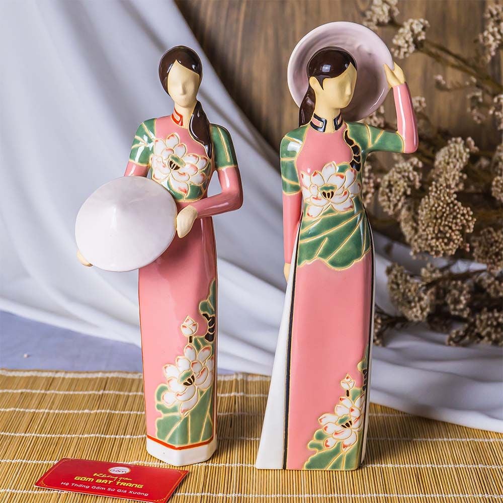 Tượng Cô Gái Việt Nam Áo Dài Nón Lá