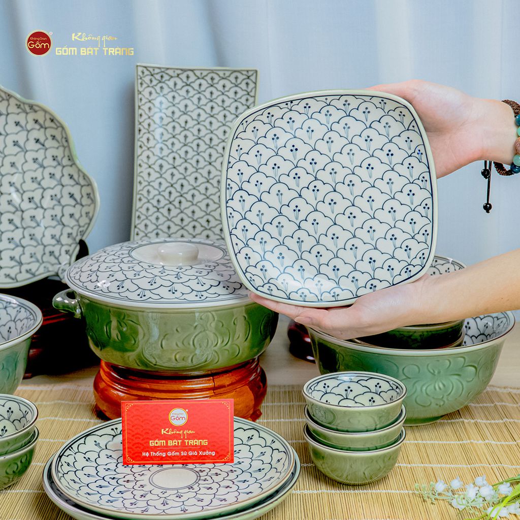 Bộ Bát Đĩa Bát Tràng Men Xanh Ngọc Vẽ Bèo