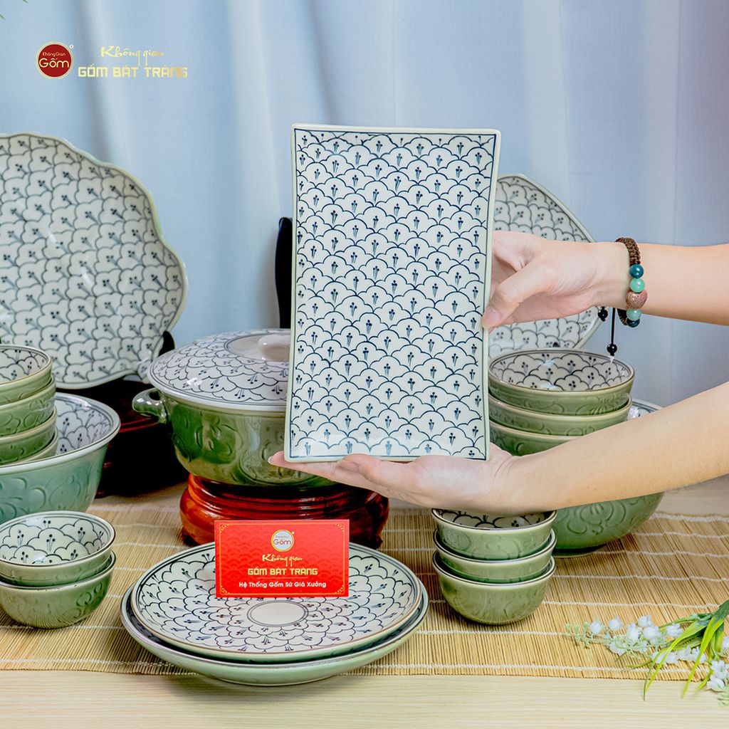 Bộ Bàn Ăn 10 Người (23 món) Men Xanh Ngọc Vẽ Bèo