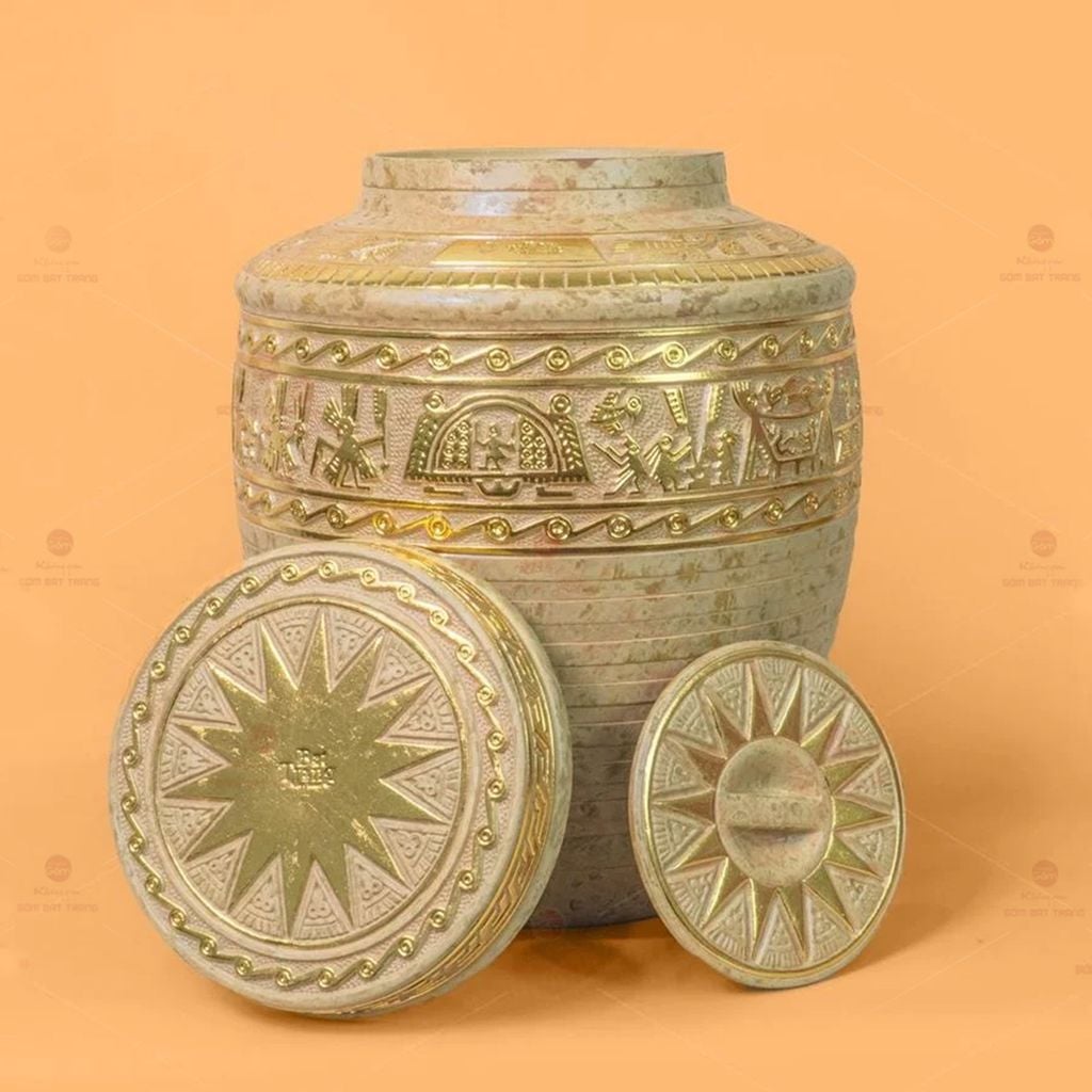 Chum Trống Đồng Kim Sa Chạm Nổi Dát Vàng