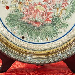 Đĩa Trưng Bày Đắp Nổi Vẽ Màu Hoa Sen Ánh Trăng