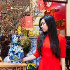 Bình Hoa Dáng Hồ Lô Men Lam Họa Tiết Sen Cá