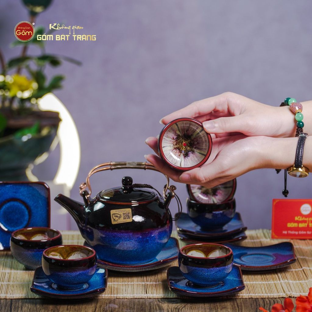 Bộ Ấm Chén Bưởi Xanh Men Hỏa Biến Lòng Hoa