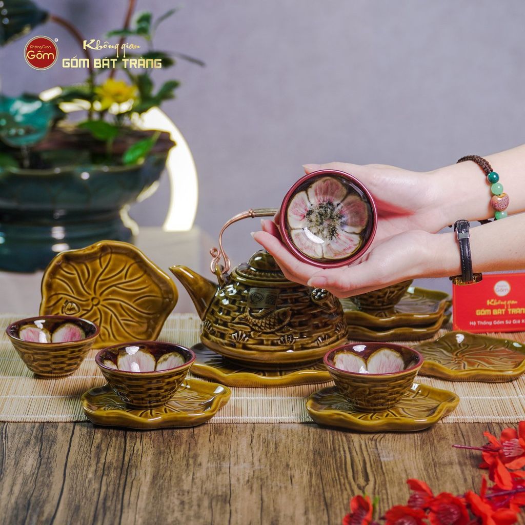Bộ Ấm Chén Hỏa Biến Nâu Vàng Sen Cá