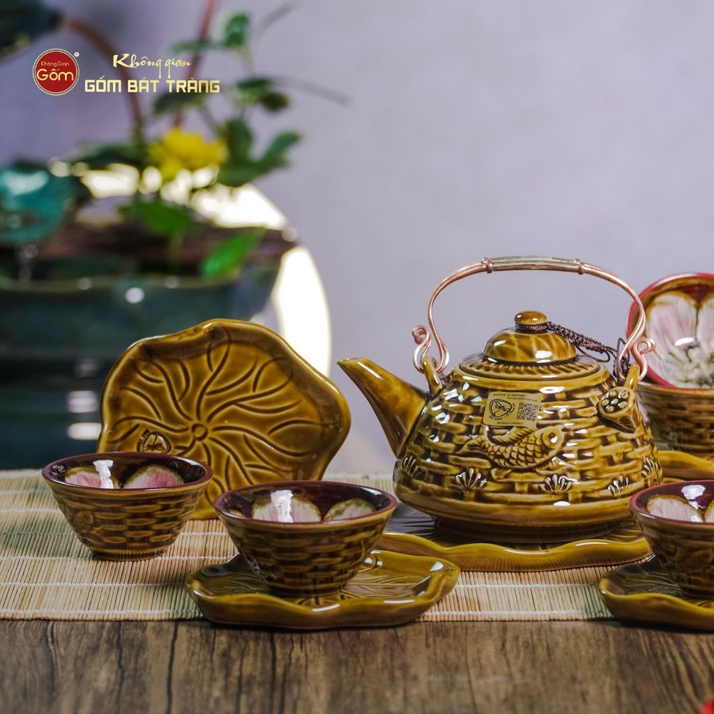 Bộ Ấm Chén Hỏa Biến Nâu Vàng Sen Cá