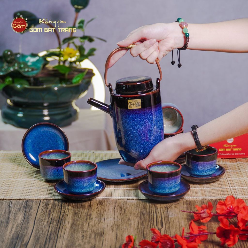 Bộ Ấm Chén Men Xanh Đen Cao Lòng Phấn Hồng