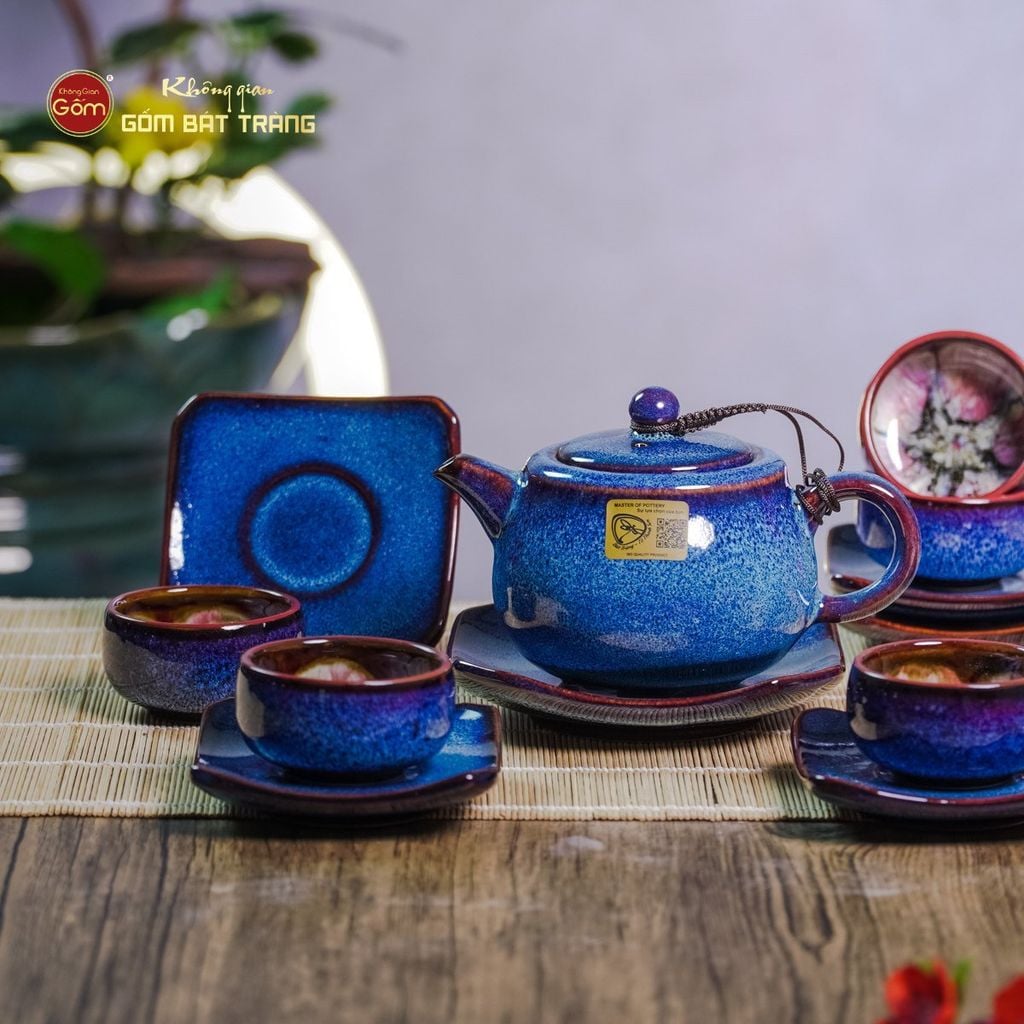 Bộ Ấm Chén Men Xanh Hỏa Biến Quai Sứ
