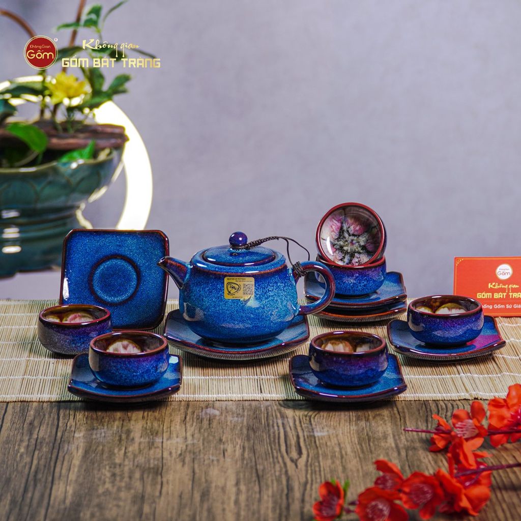 Bộ Ấm Chén Men Xanh Hỏa Biến Quai Sứ