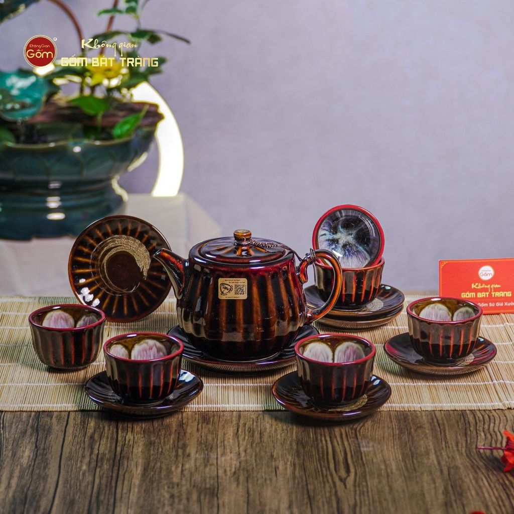 Bộ Ấm Chén Nâu Men Hỏa Biến Múi Lá