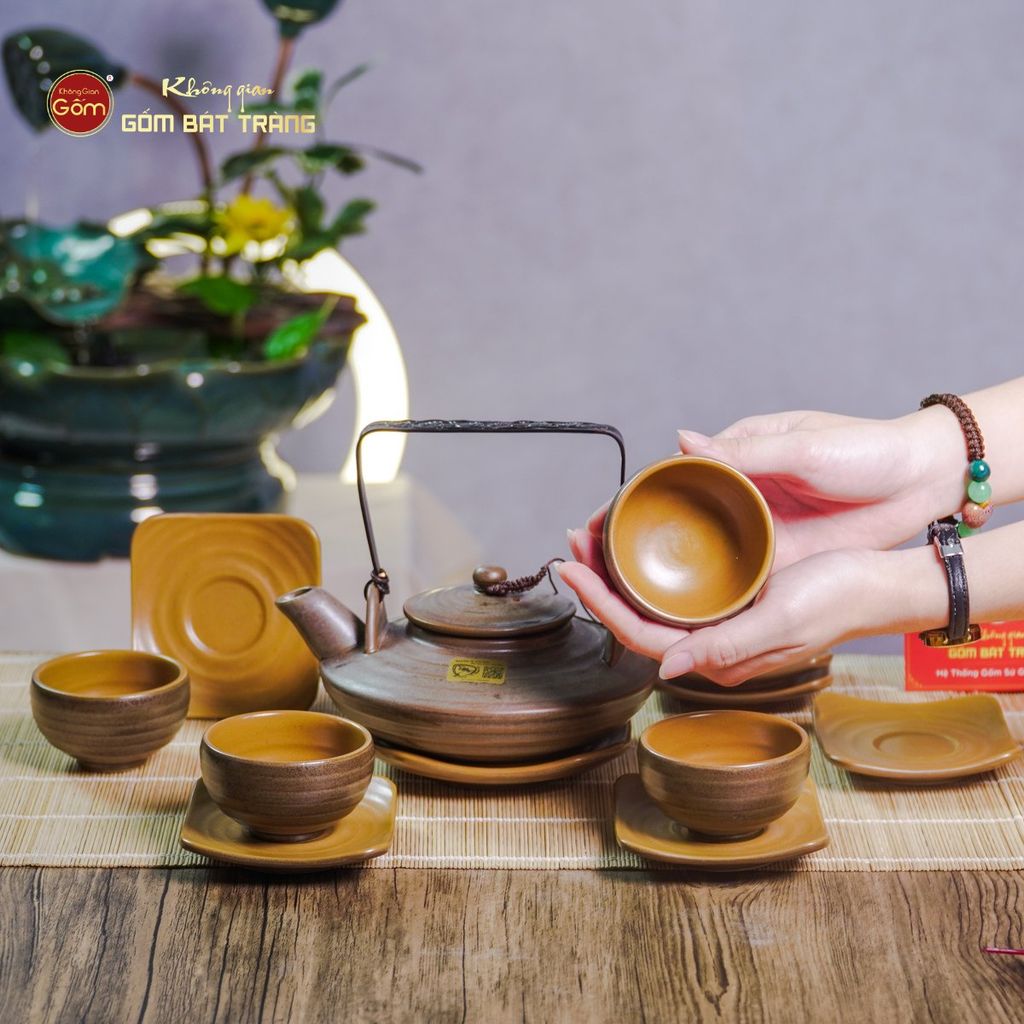 Bộ Ấm Chén Rêu Đá Dáng Đĩa Bay