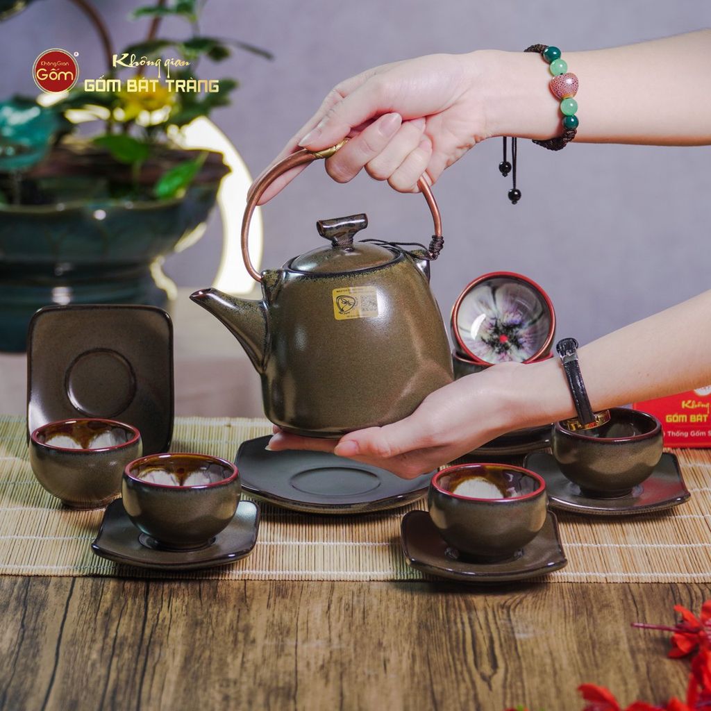 Bộ Ấm Chén Siêu Men Hỏa Biến Xanh Ngọc Lòng Hoa