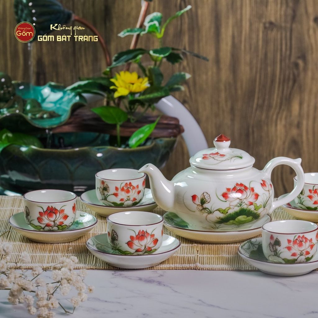 Bộ Ấm Chén Thiên Nga Men Kem Sen Đỏ