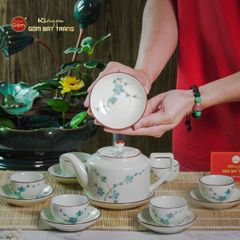Bộ Ấm Chén Vai Cao Men Kem Vẽ Đào Xanh