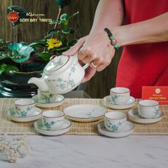 Bộ Ấm Chén Vai Vuông Men Kem Vẽ Đào Xanh