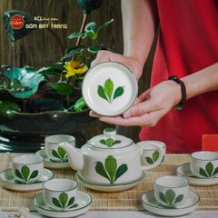 Bộ Ấm Chén Vai Vuông Men Kem Vẽ Ngò Gai