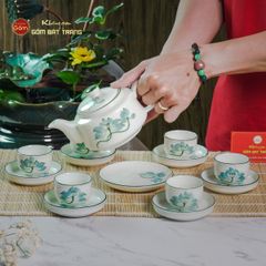 Bộ Ấm Chén Vai Vuông Men Kem Vẽ Sen Xanh