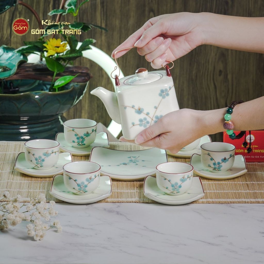 Bộ Ấm Chén Vuông Quai Đồng Vẽ Đào Xanh