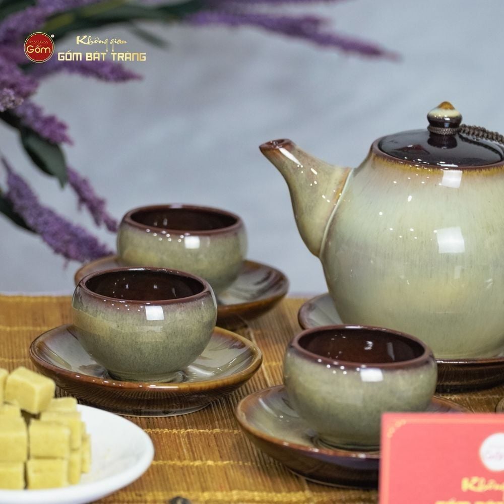 Bộ Ấm Trà Bầu Gấm Hoa Men Hỏa Biến