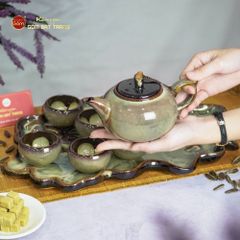 Bộ Ấm Trà Quả Hồng Men Hỏa Biến Khay Sen Dài