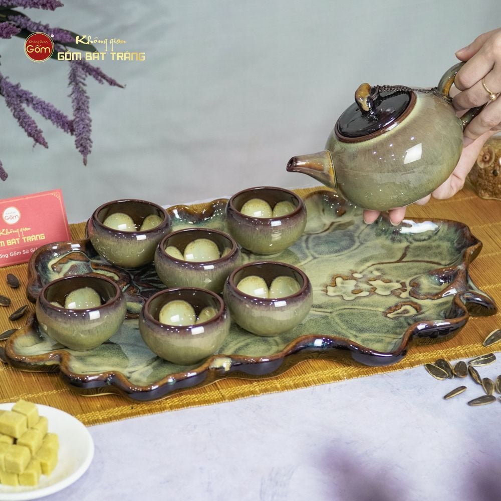 Bộ Ấm Trà Quả Hồng Men Hỏa Biến Khay Sen Dài