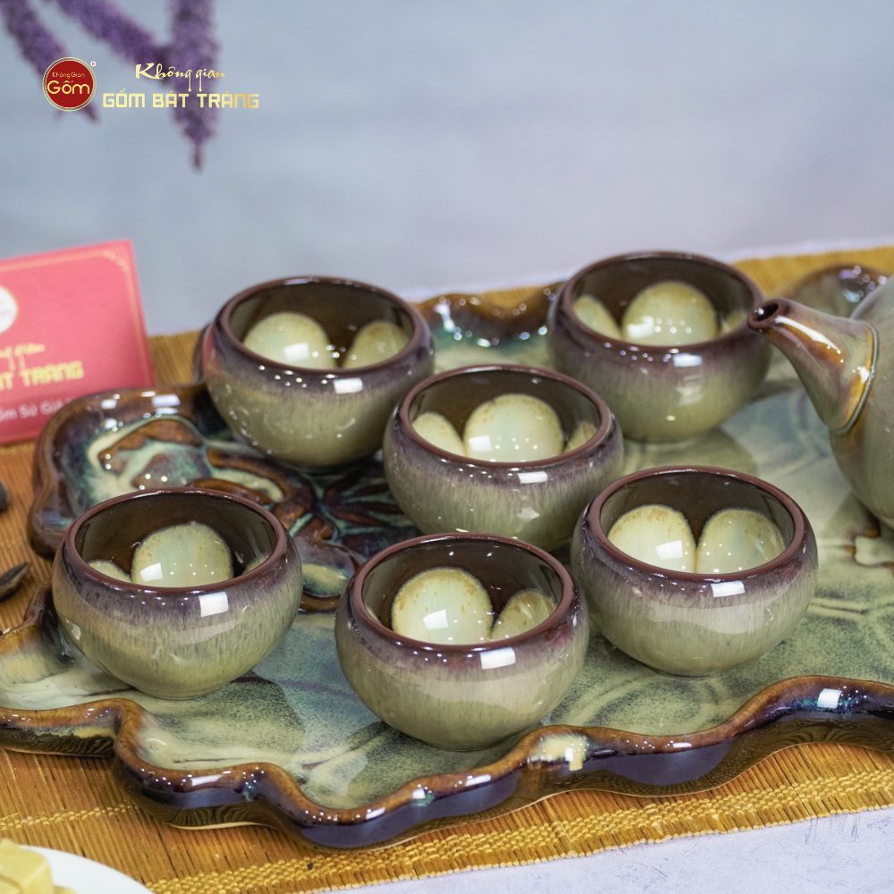 Bộ Ấm Trà Quả Hồng Men Hỏa Biến Khay Sen Dài