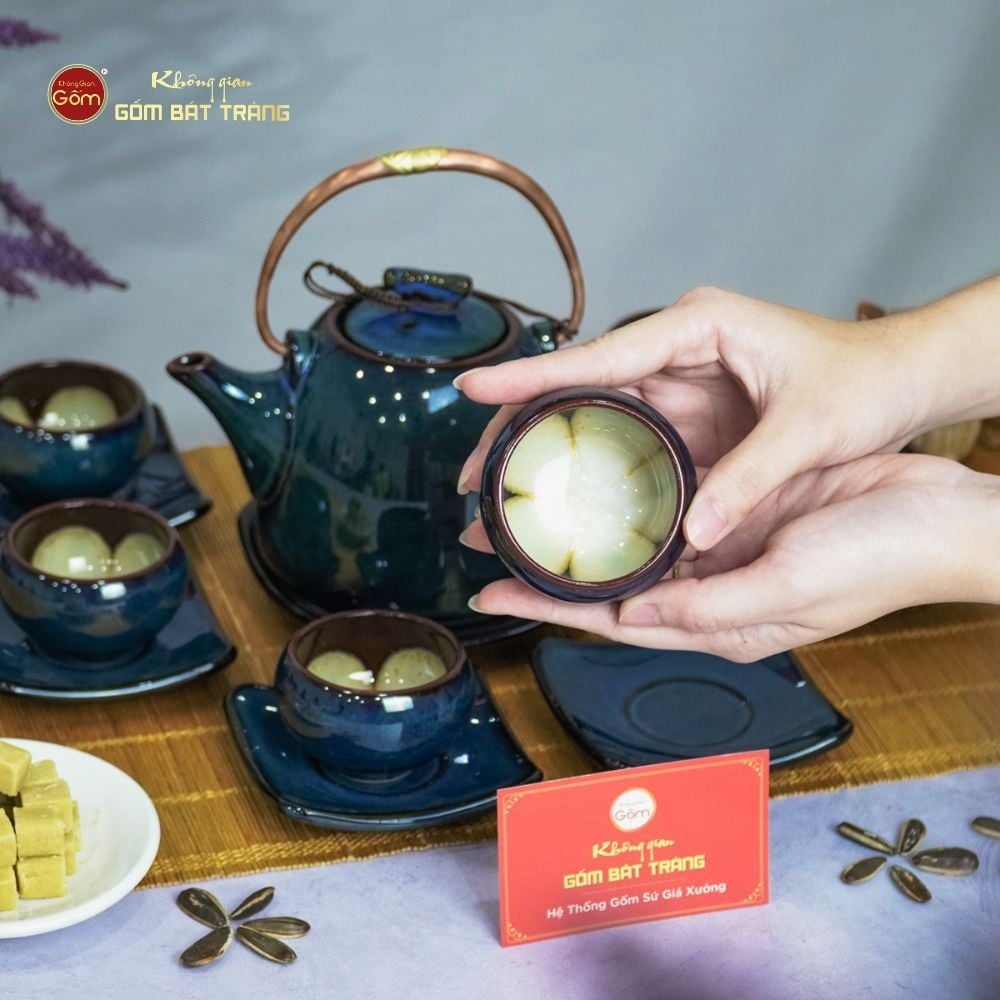 Bộ Ấm Trà Siêu Hoa Men Hỏa Biến