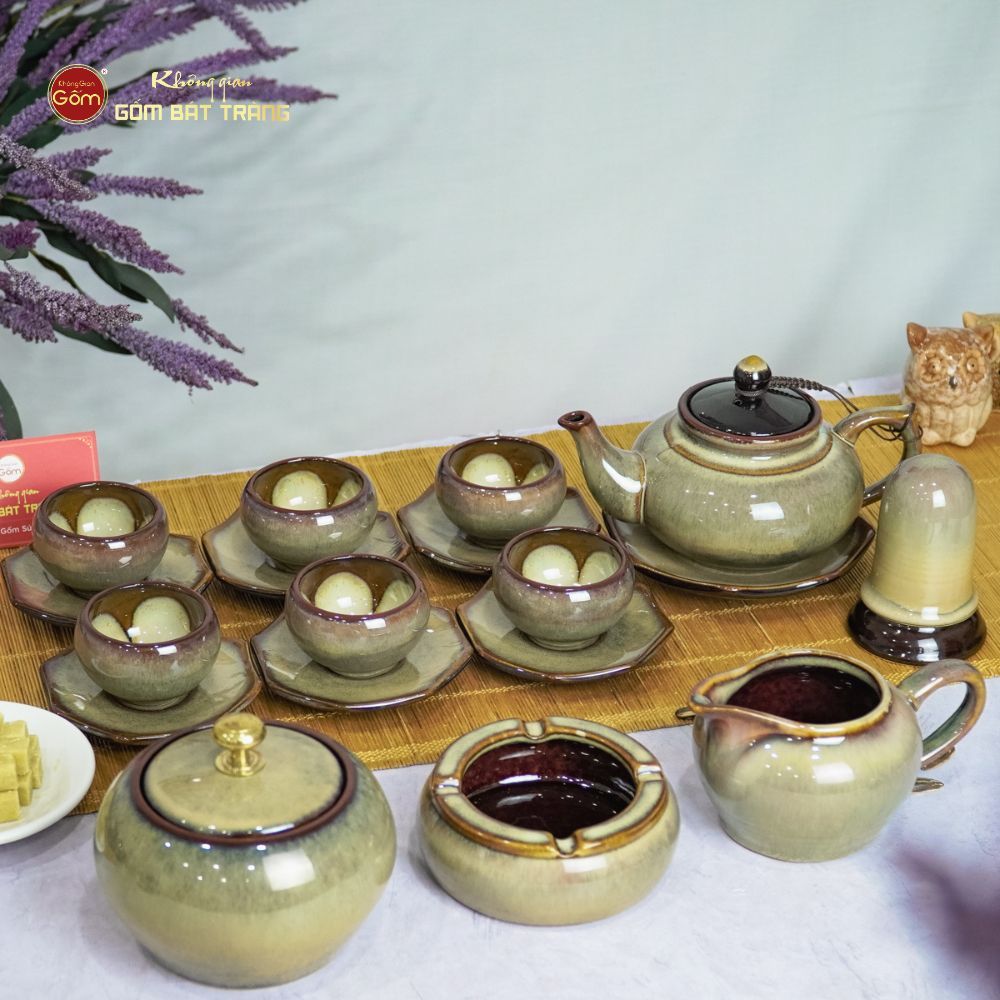 Bộ Ấm Trà Thiên Nga Gấm Hoa Men Hỏa Biến