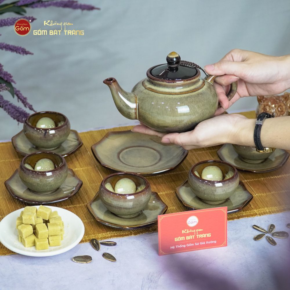 Bộ Ấm Trà Thiên Nga Gấm Hoa Men Hỏa Biến