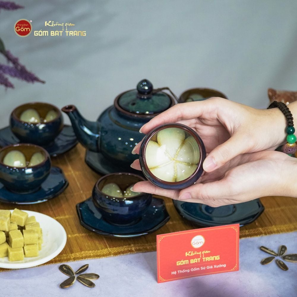 Bộ Ấm Trà Thiên Nga Hoa Men Hỏa Biến