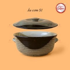 Âu Cơm Ba Màu
