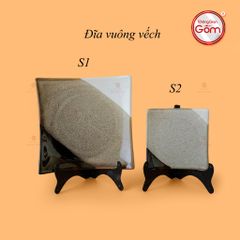 Đĩa Vuông Vếch Ba Màu