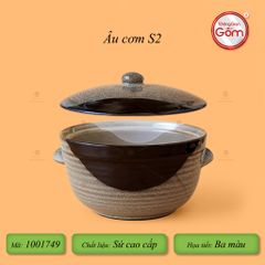 Âu Cơm Ba Màu