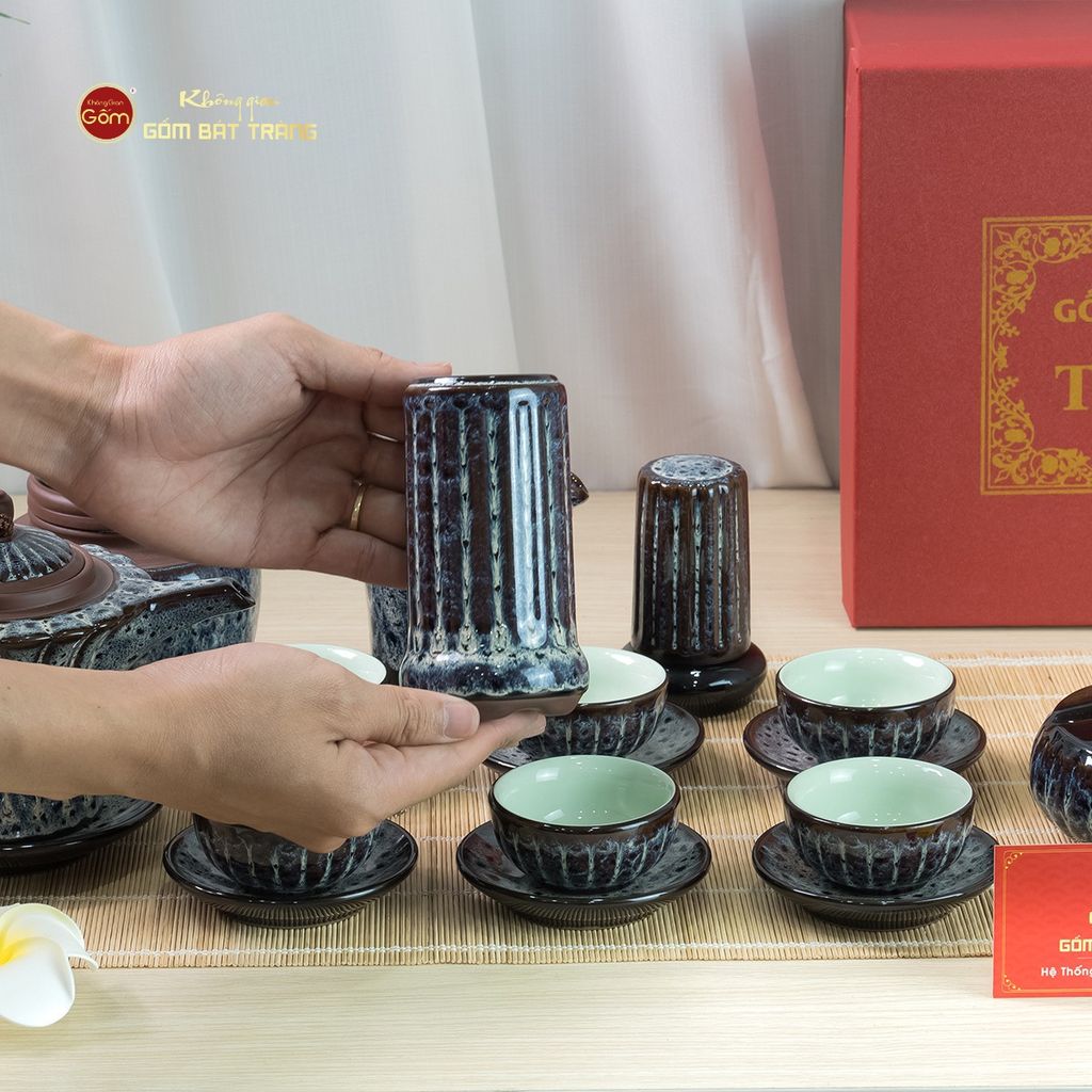 Bộ Phụ Kiện Trà Múi Hoa Men Hỏa Biến
