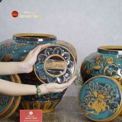 Chum Vàng Họa Tiết Hoa Sen