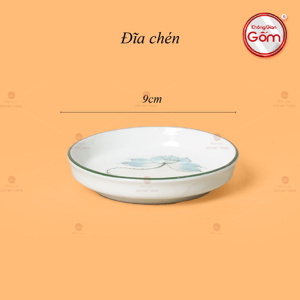 Bộ Ấm Chén Vai Vuông Men Kem Vẽ Sen Xanh