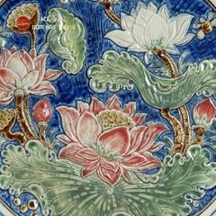 Đĩa Trưng Bày Đắp Nổi Vẽ Màu Hoa Sen Nở