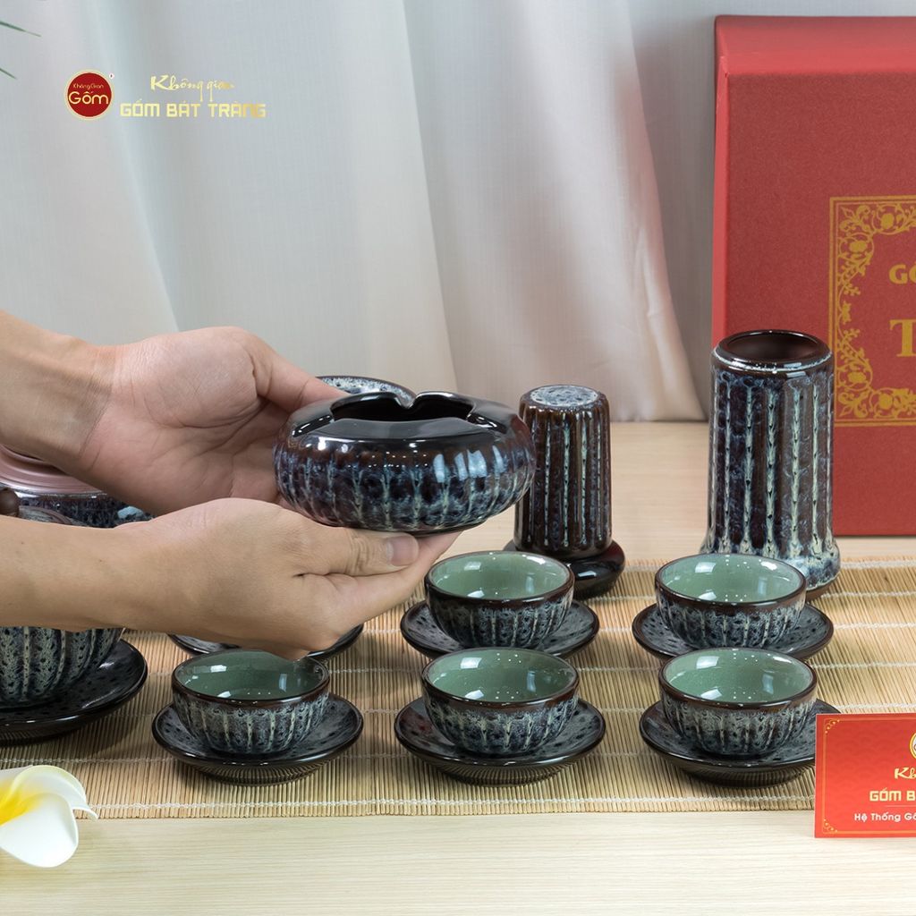 Bộ Ấm Chén Tròn Múi Chén Xanh Ngọc