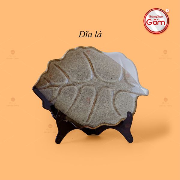 Đĩa Lá Ba Màu
