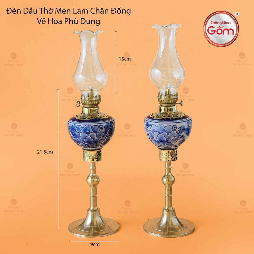 Đèn Dầu Thờ Men Lam Chân Đồng Vẽ Hoa Phù Dung